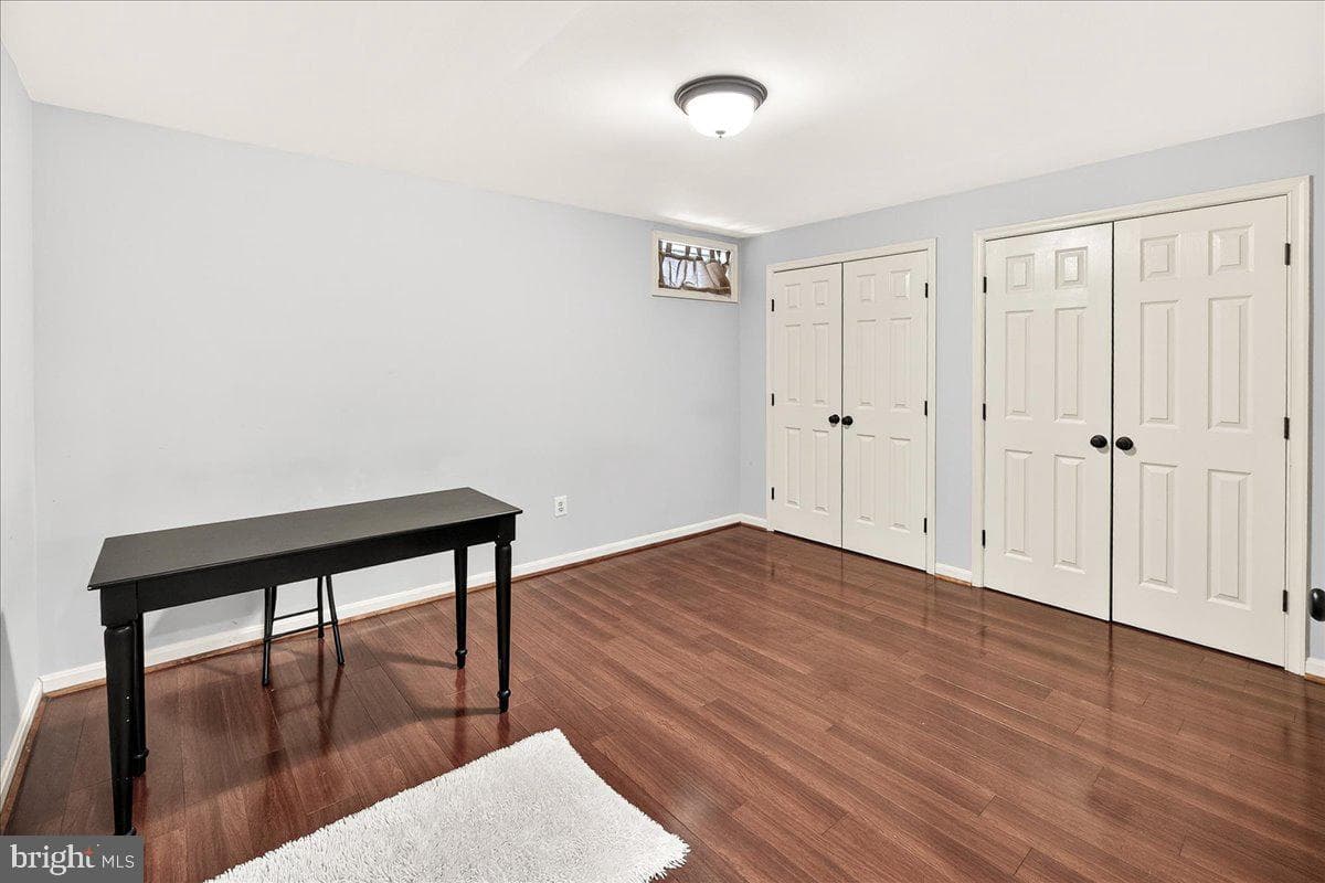 21 Hackett Court photo 65