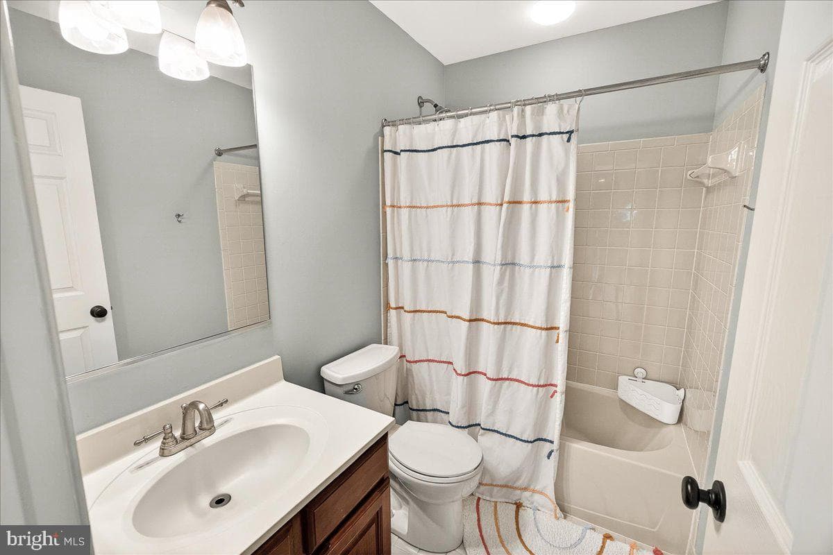 21 Hackett Court photo 66