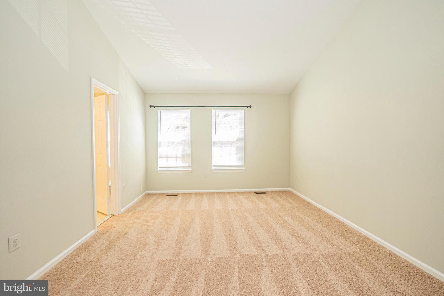 7721 Majestic Way photo 19