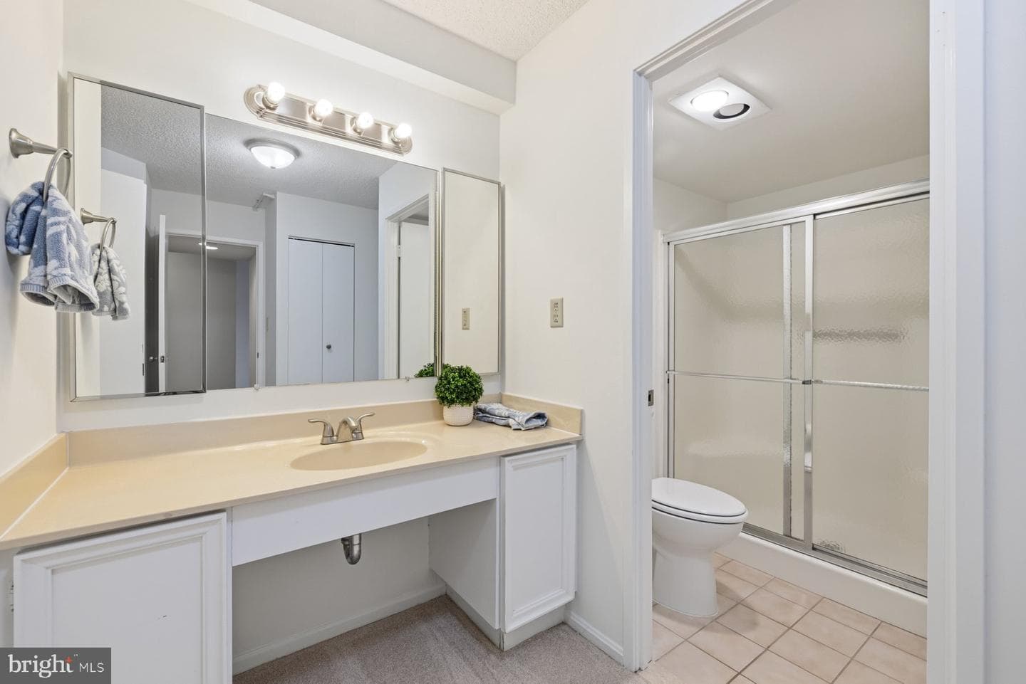15107 Interlachen Drive #2-801 photo 24