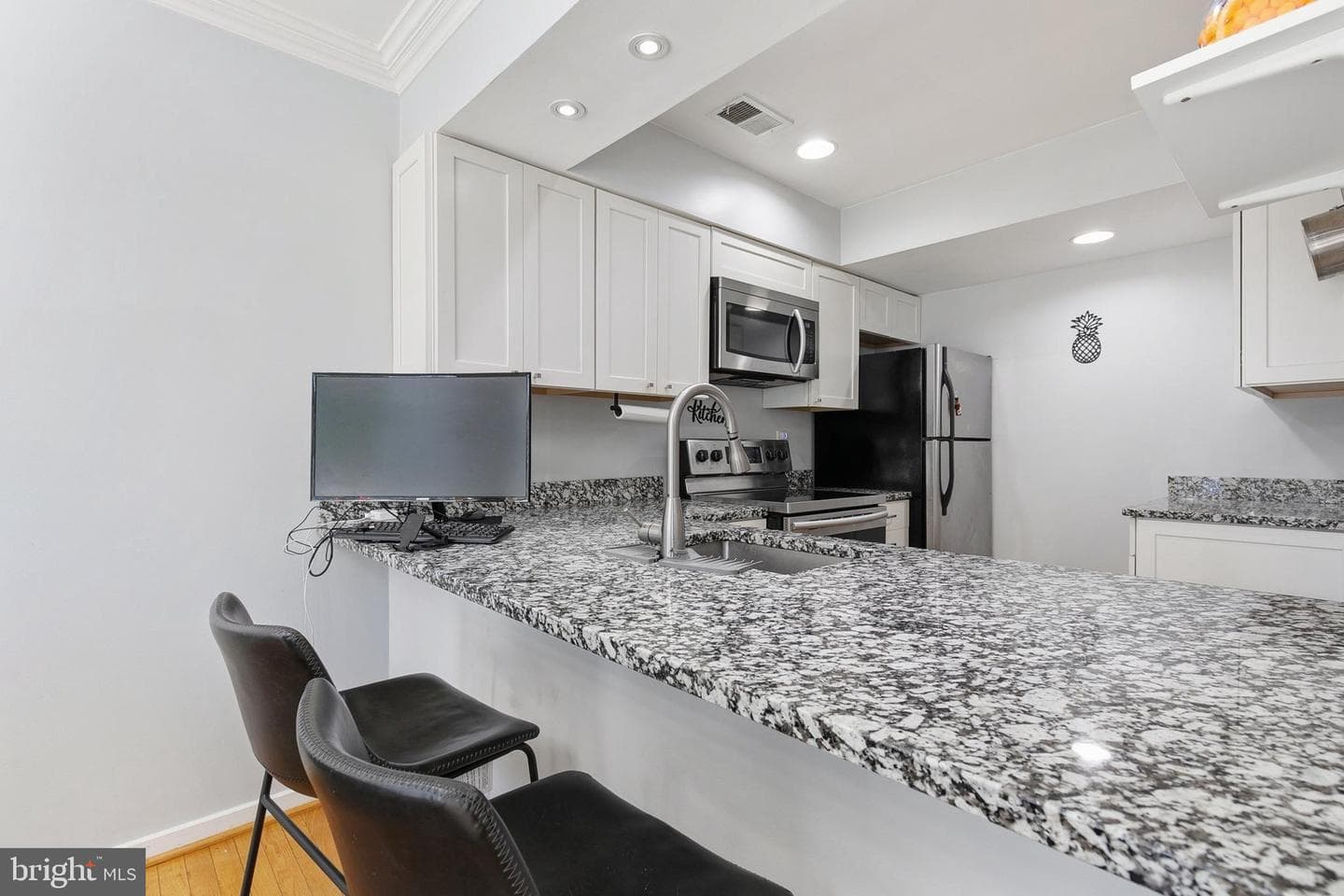 9841 Sailfish Terrace photo 9