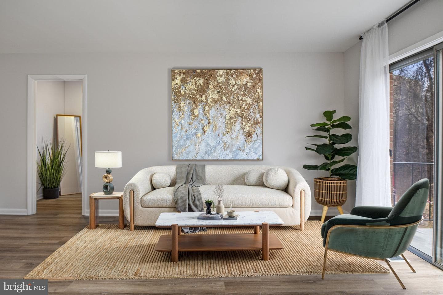 10656 Weymouth Street #202 photo 1