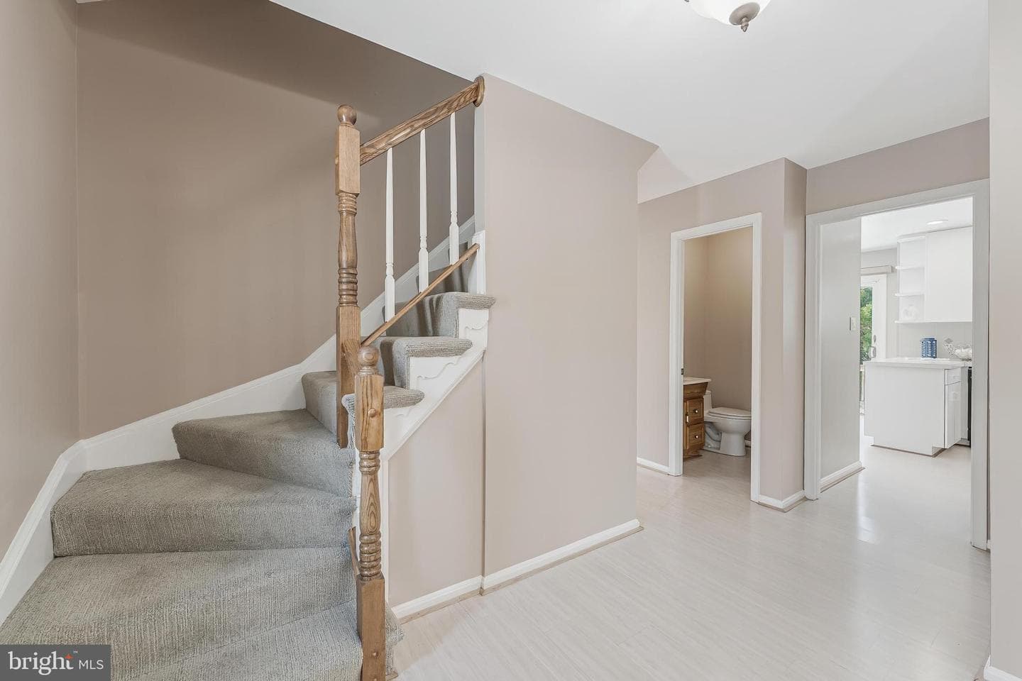 11433 Beechgrove Lane photo 25