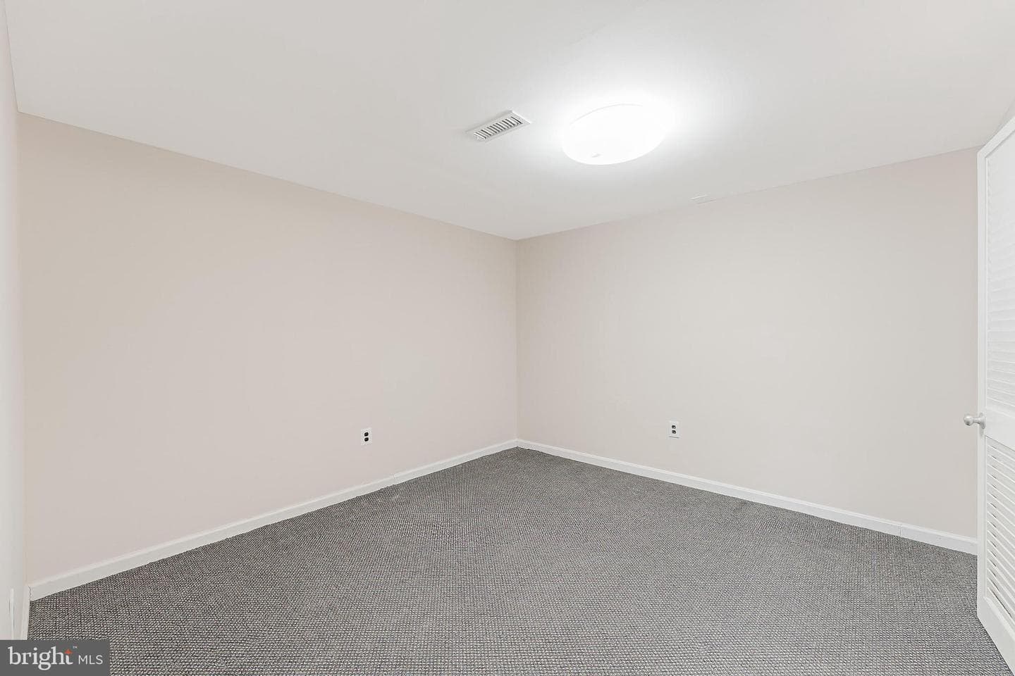 11433 Beechgrove Lane photo 38
