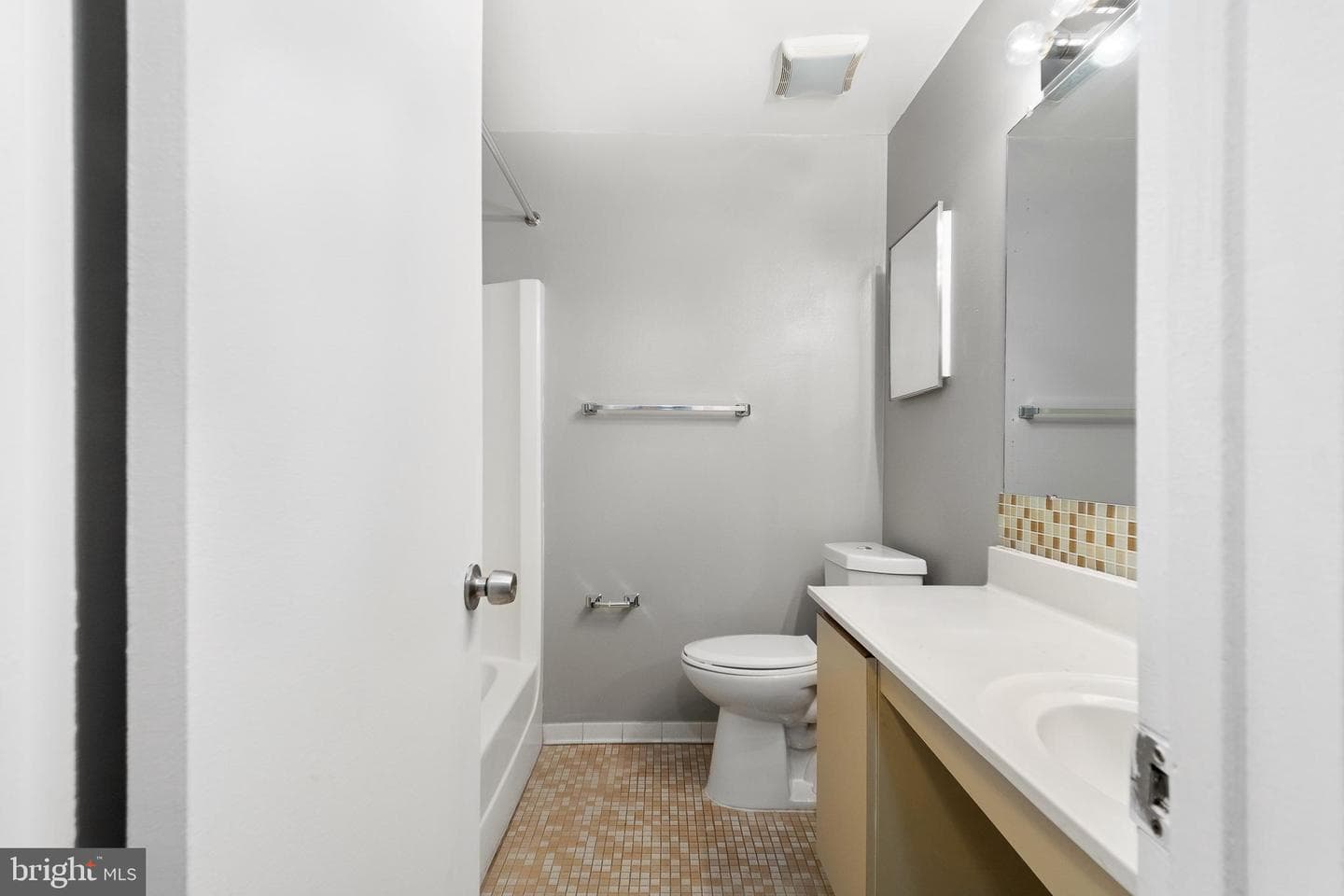 18927 Mills Choice Road #6 photo 27