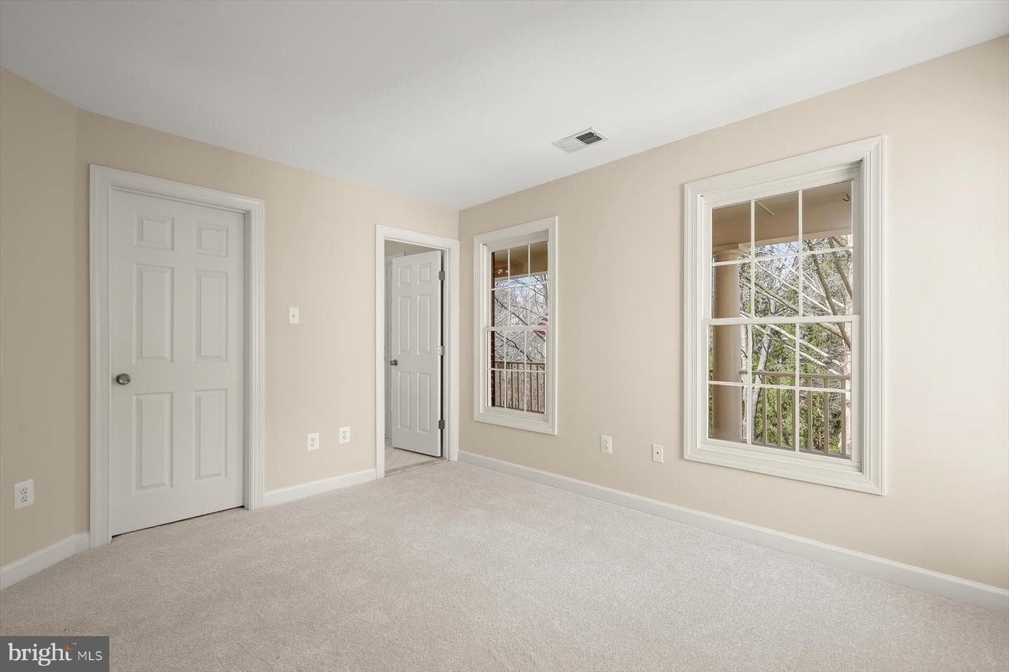 502 Barnside Place photo 29