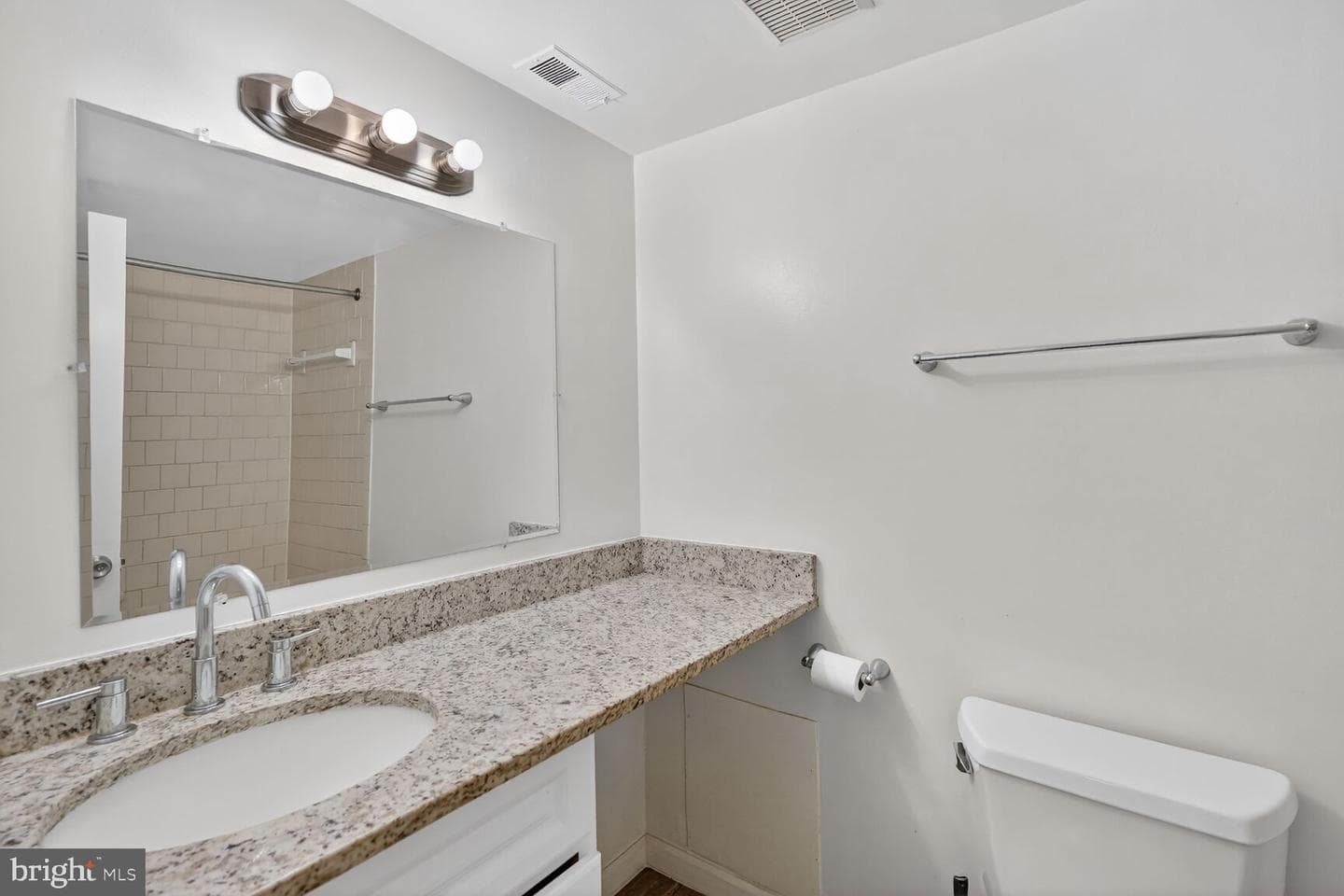 722 Quince Orchard Boulevard #101 photo 10