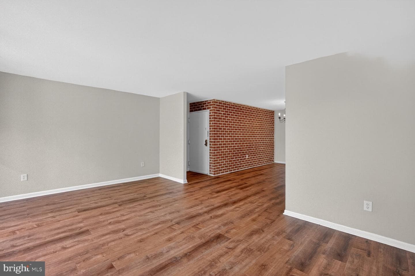 722 Quince Orchard Boulevard #101 photo 6