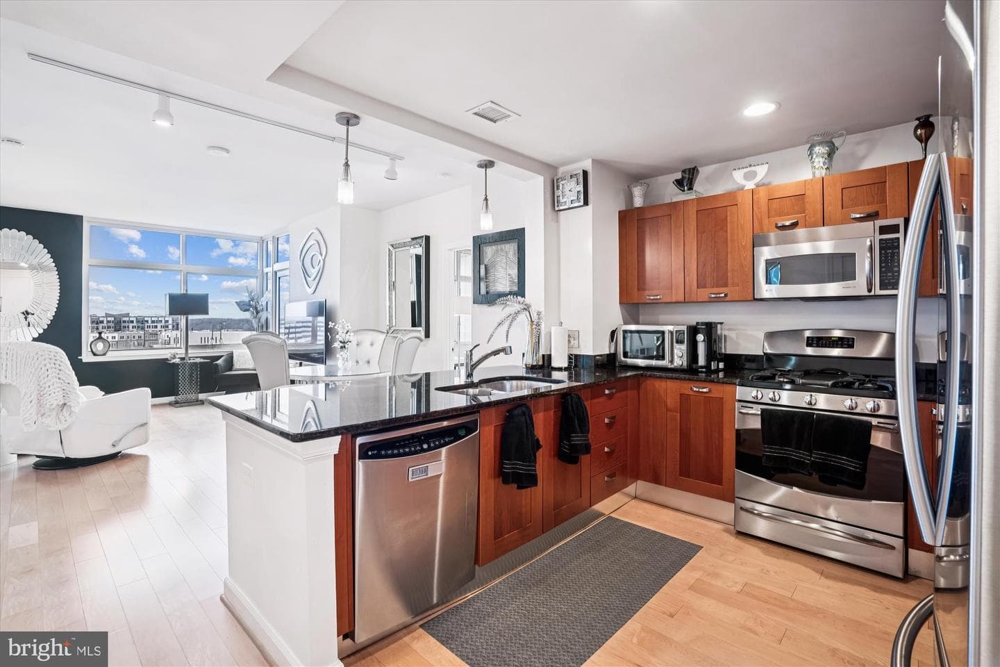 5750 Bou Avenue #601 photo 6