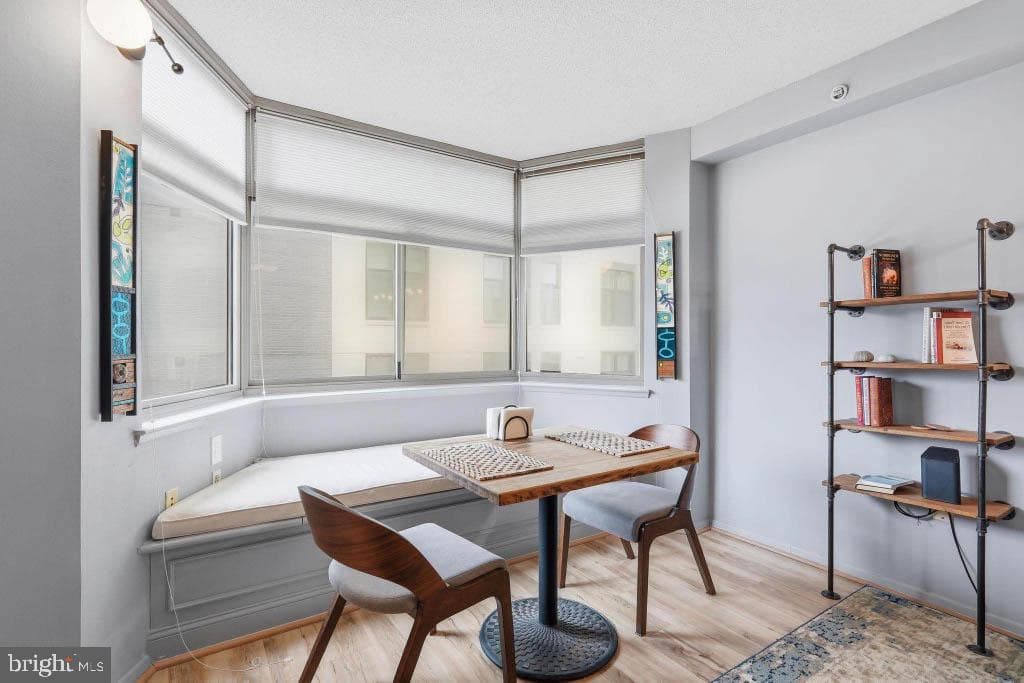 7111 Woodmont Avenue #518 photo 6