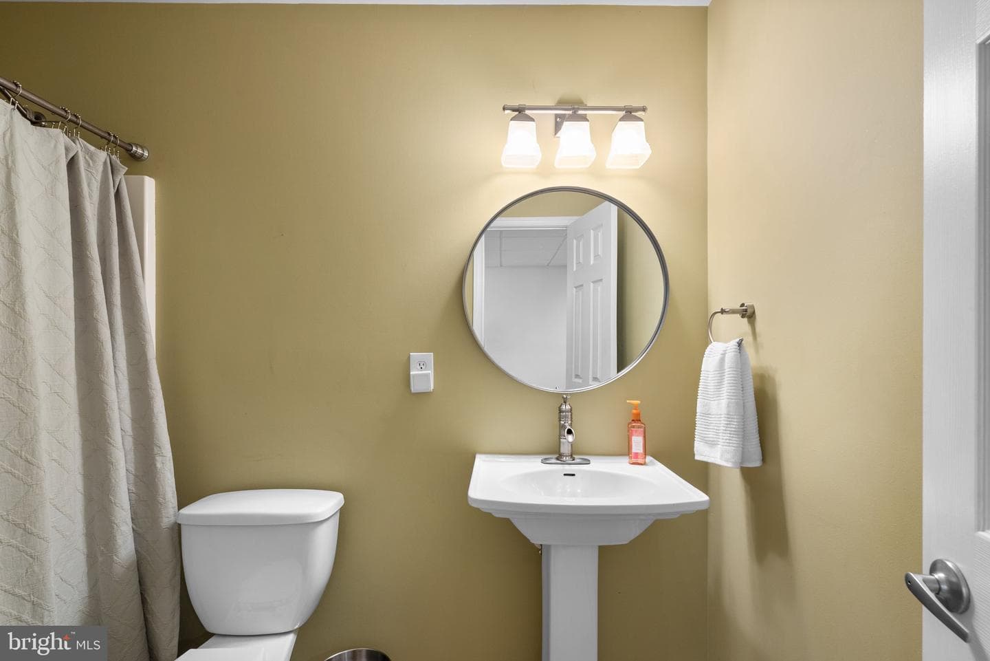 23504 Rolling Fork Way photo 5
