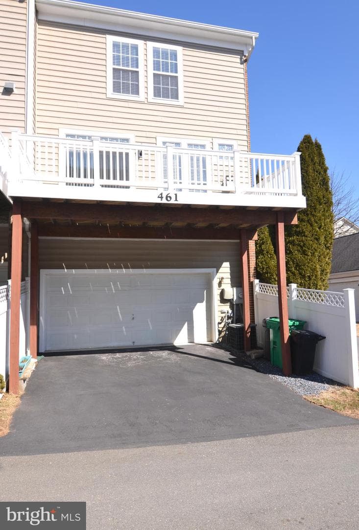461 Clayhall Street photo 42