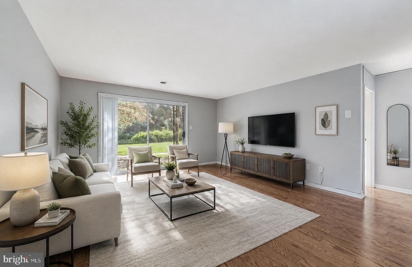 10420 Rockville Pike #102 photo 4