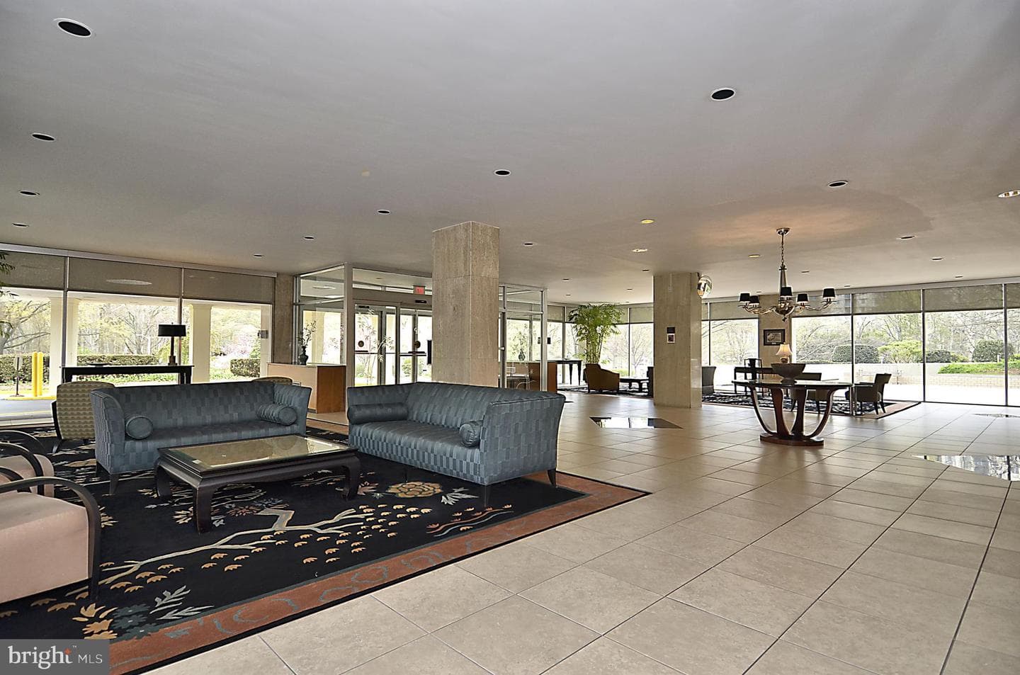 10401 Grosvenor Place #216 photo 16