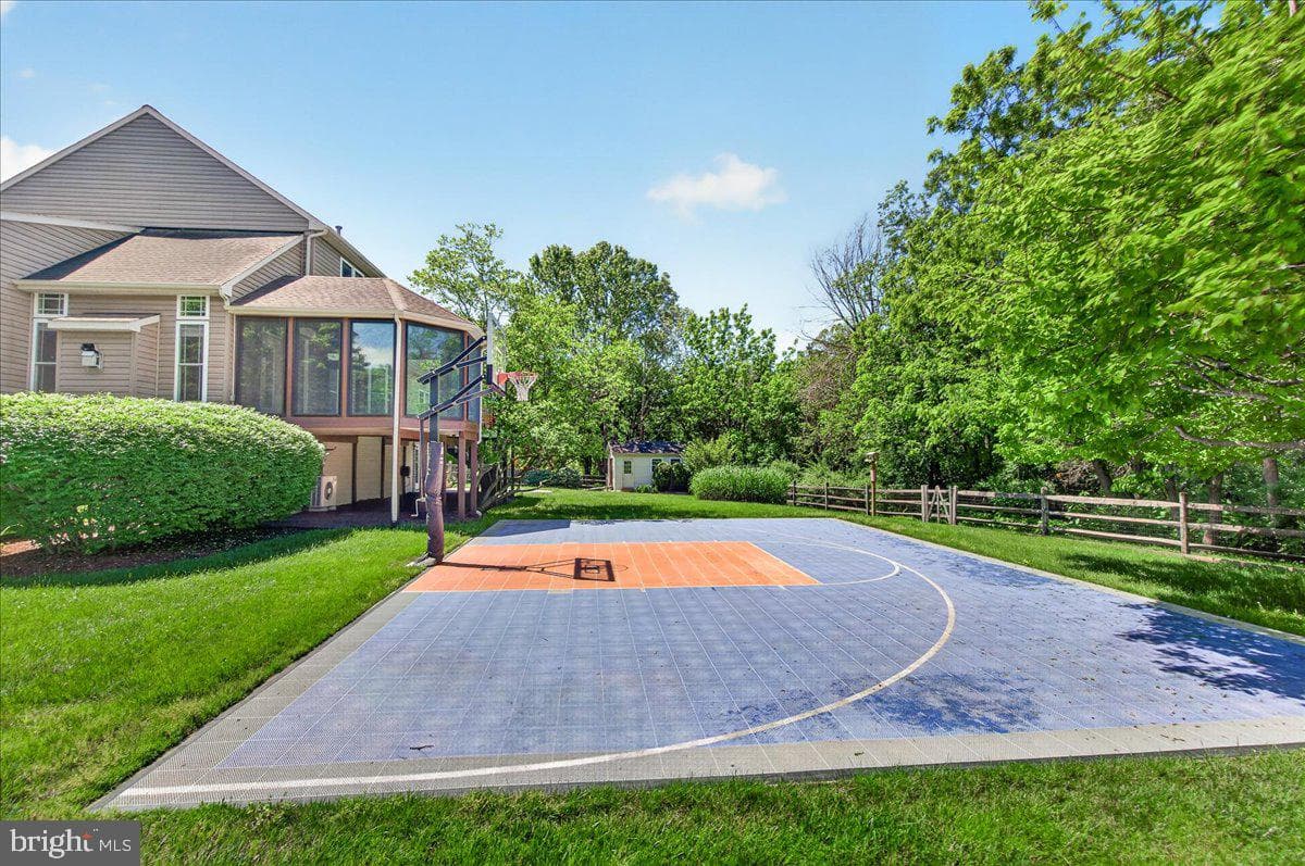 19505 Gray Farm Court photo 15