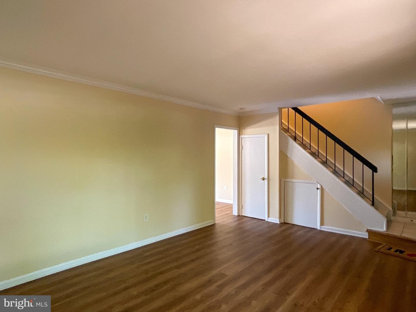 9040 Centerway Road photo 10