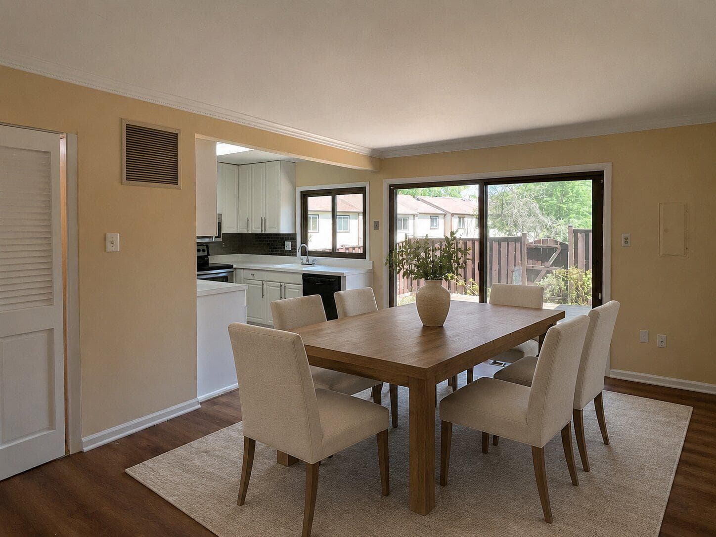 9040 Centerway Road photo 11