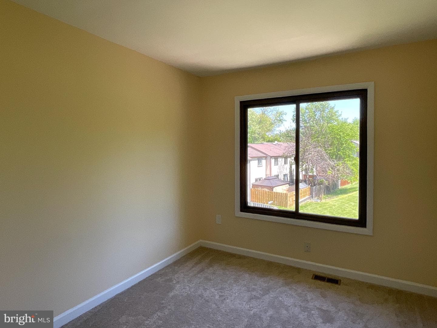 9040 Centerway Road photo 36