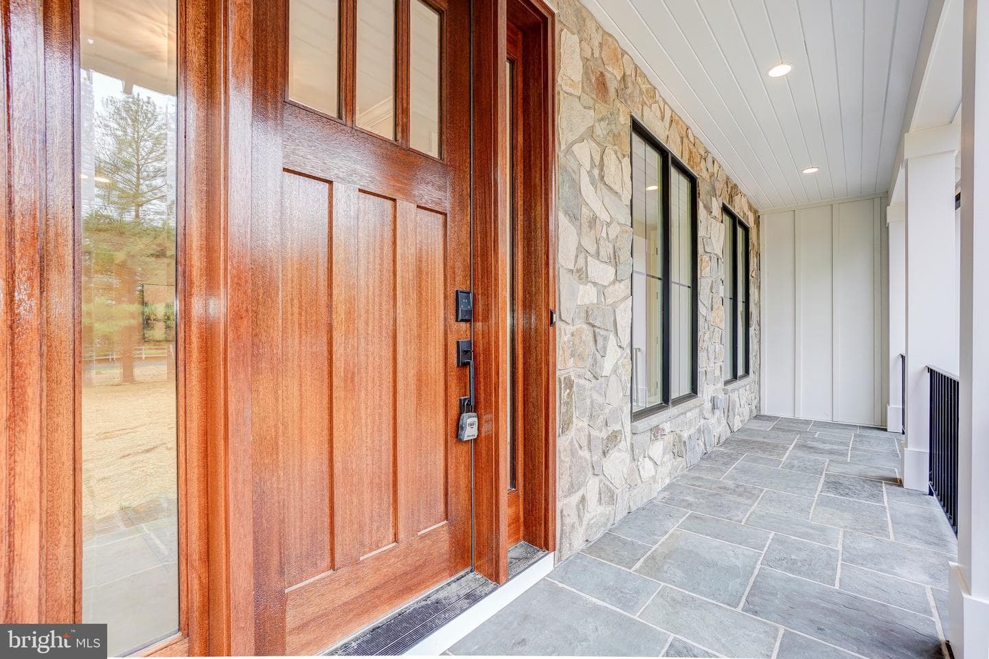 14430 Jones Lane photo 3