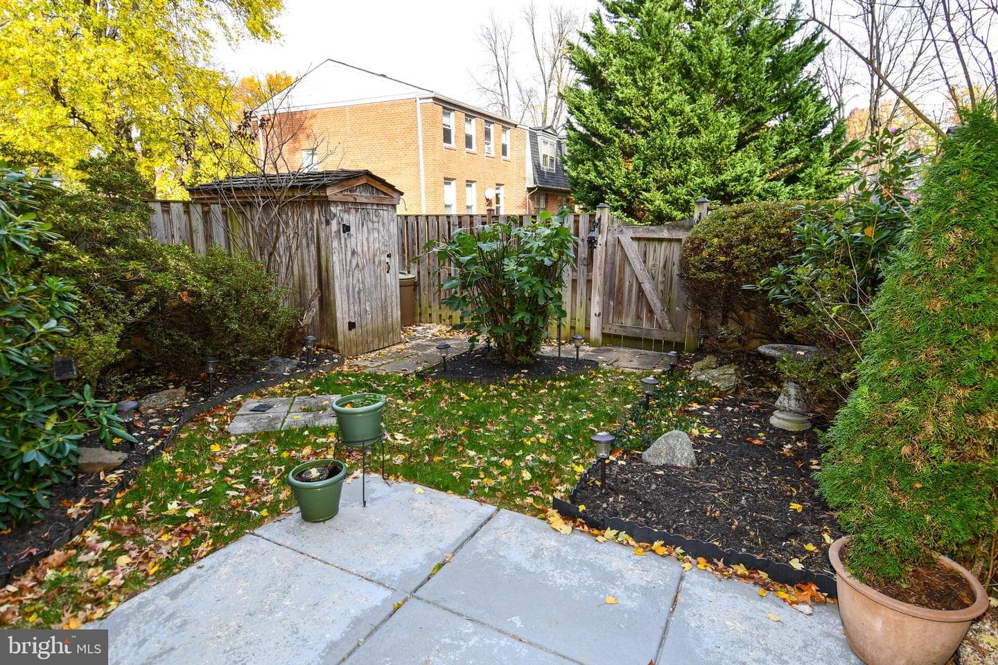 61 Oak Shade Road photo 27