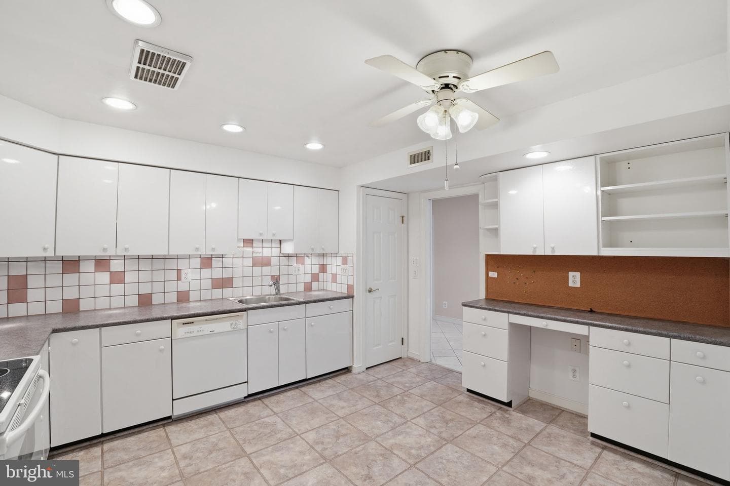 11400 Strand Drive #r-402 photo 17