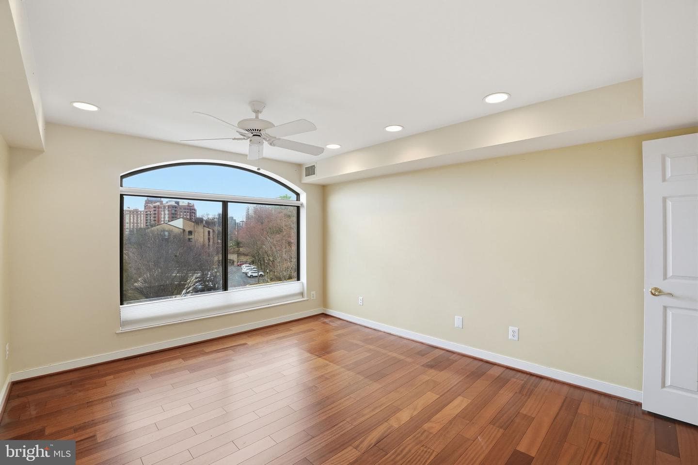 11400 Strand Drive #r-402 photo 26
