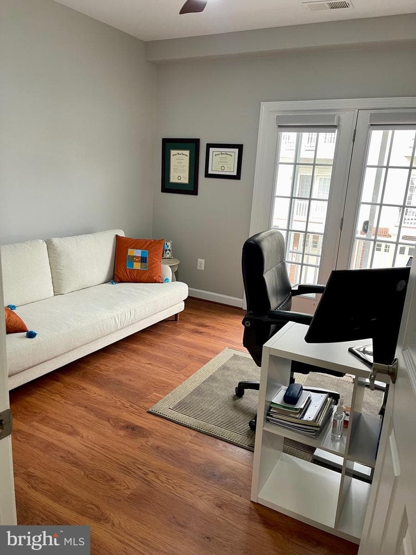 264 Urban Avenue #264 photo 22