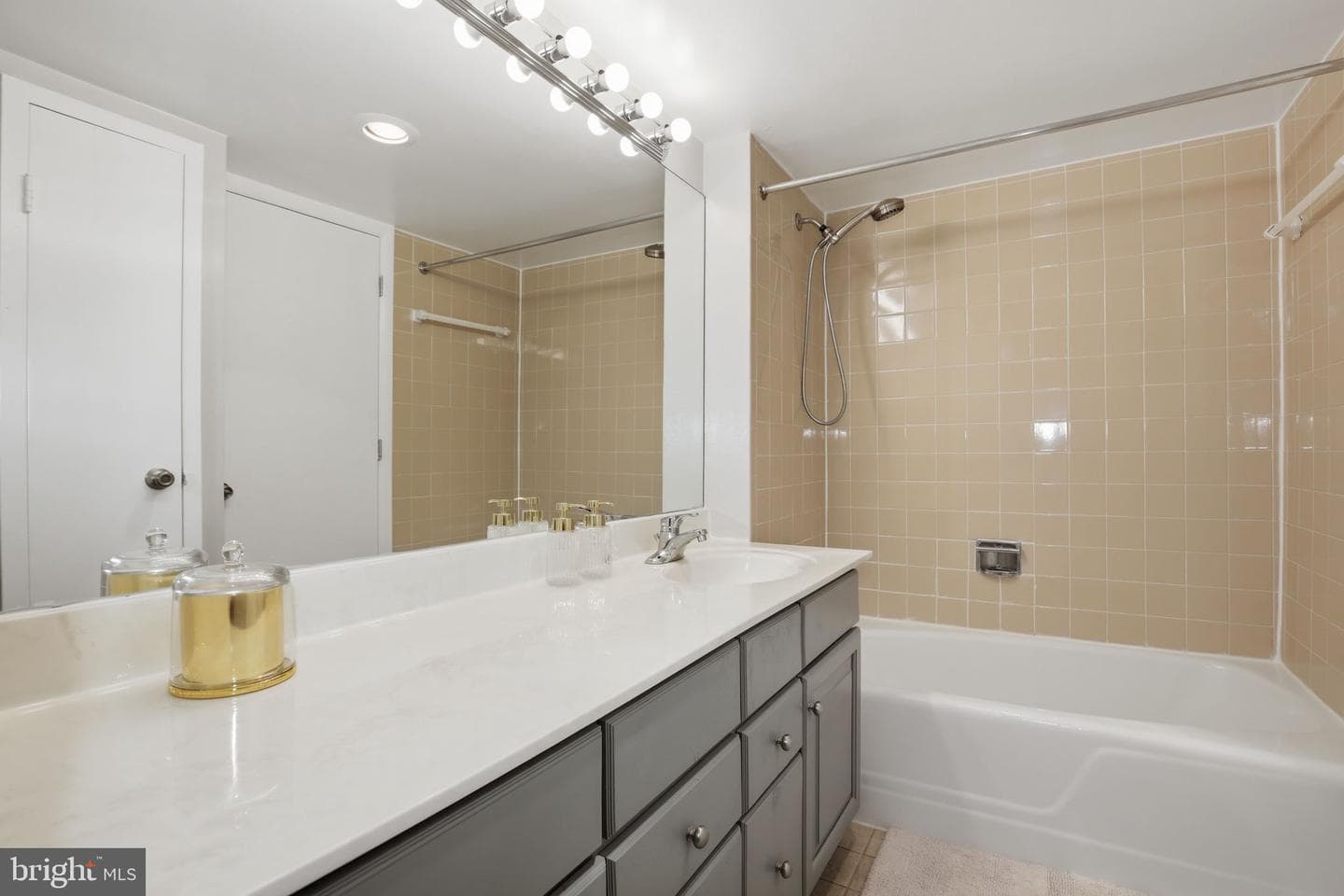 11801 Rockville Pik #1111 photo 11