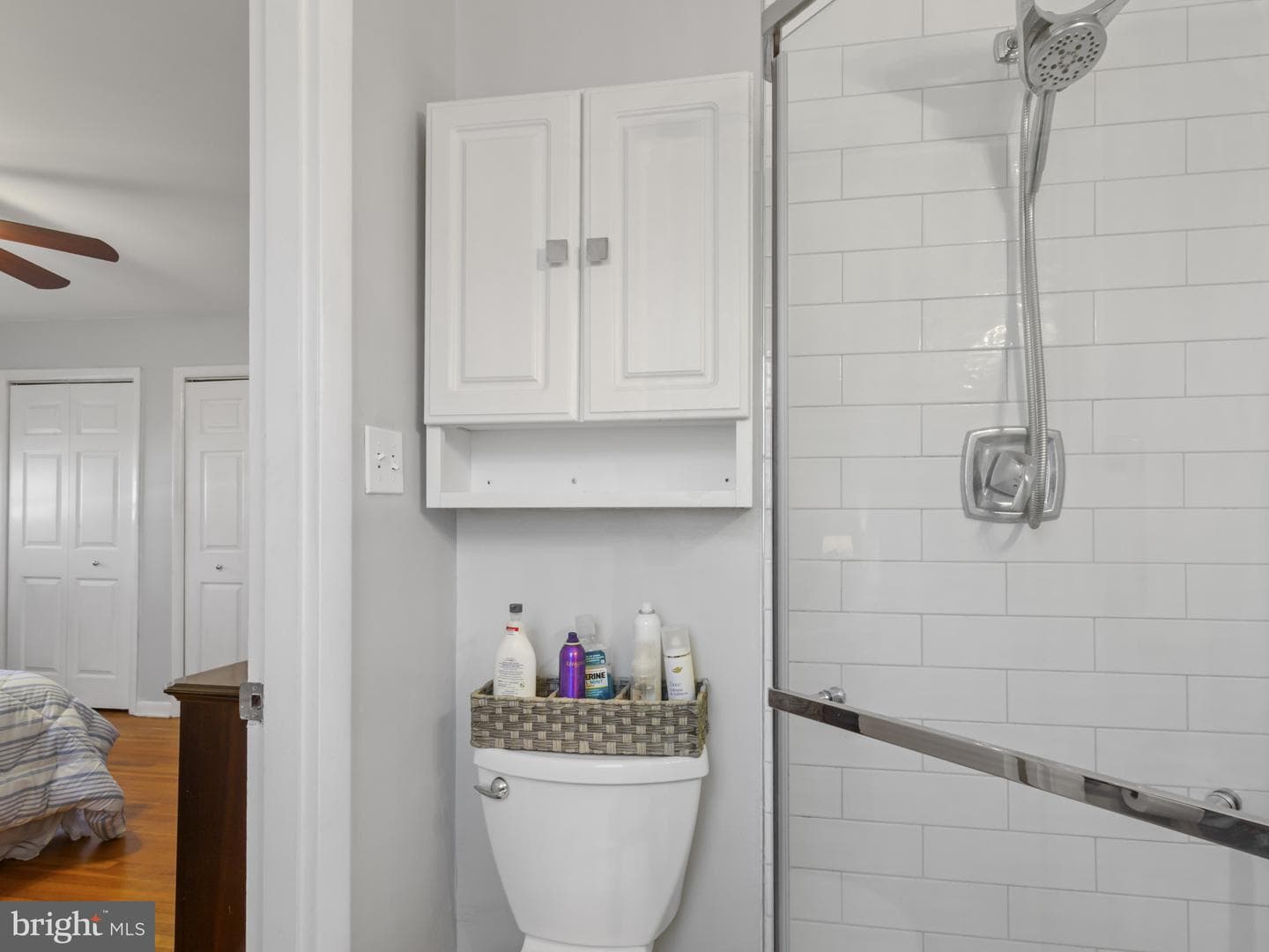 935 Loxford Terrace photo 19