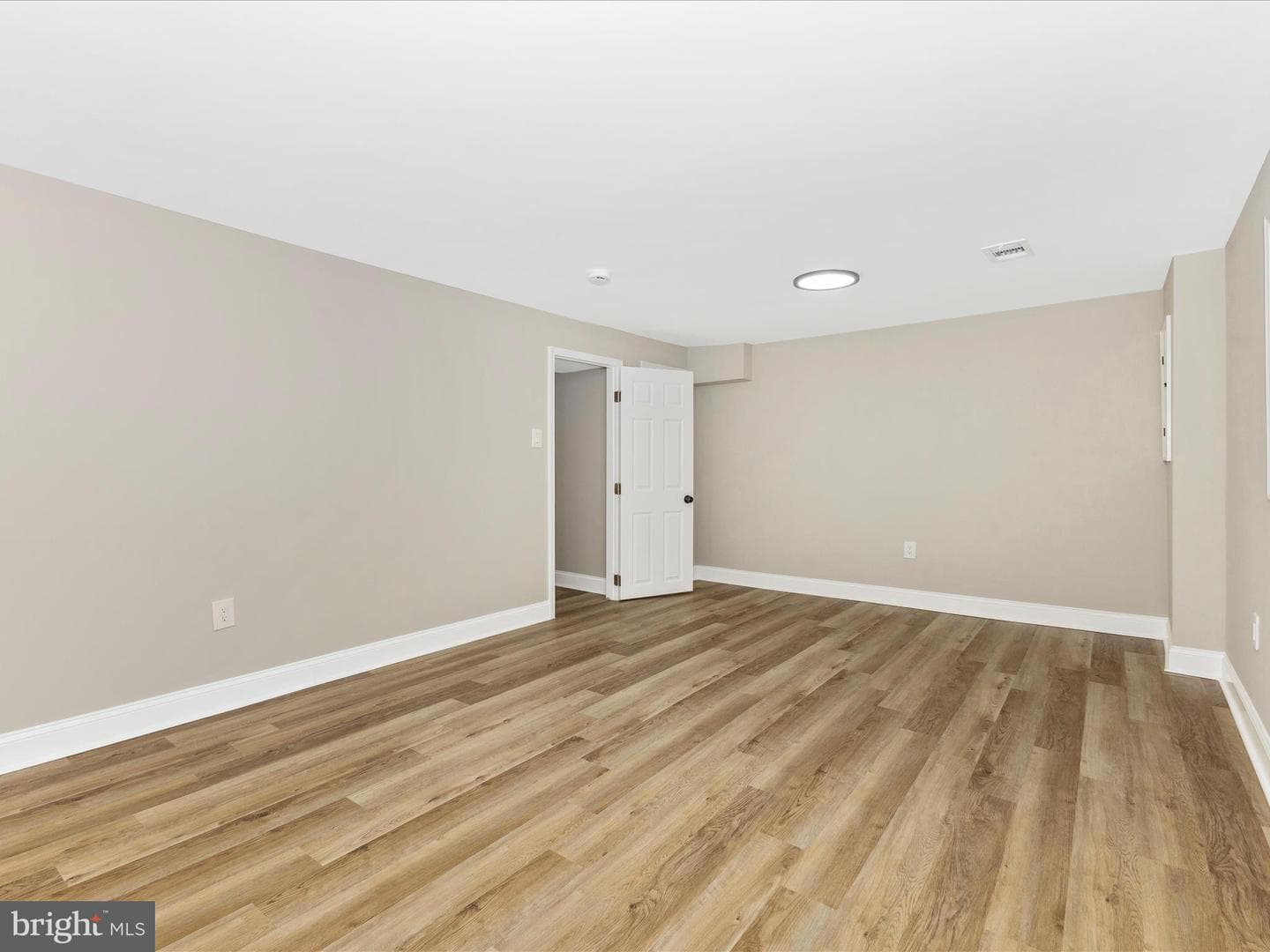 11 Ingleside Court photo 34