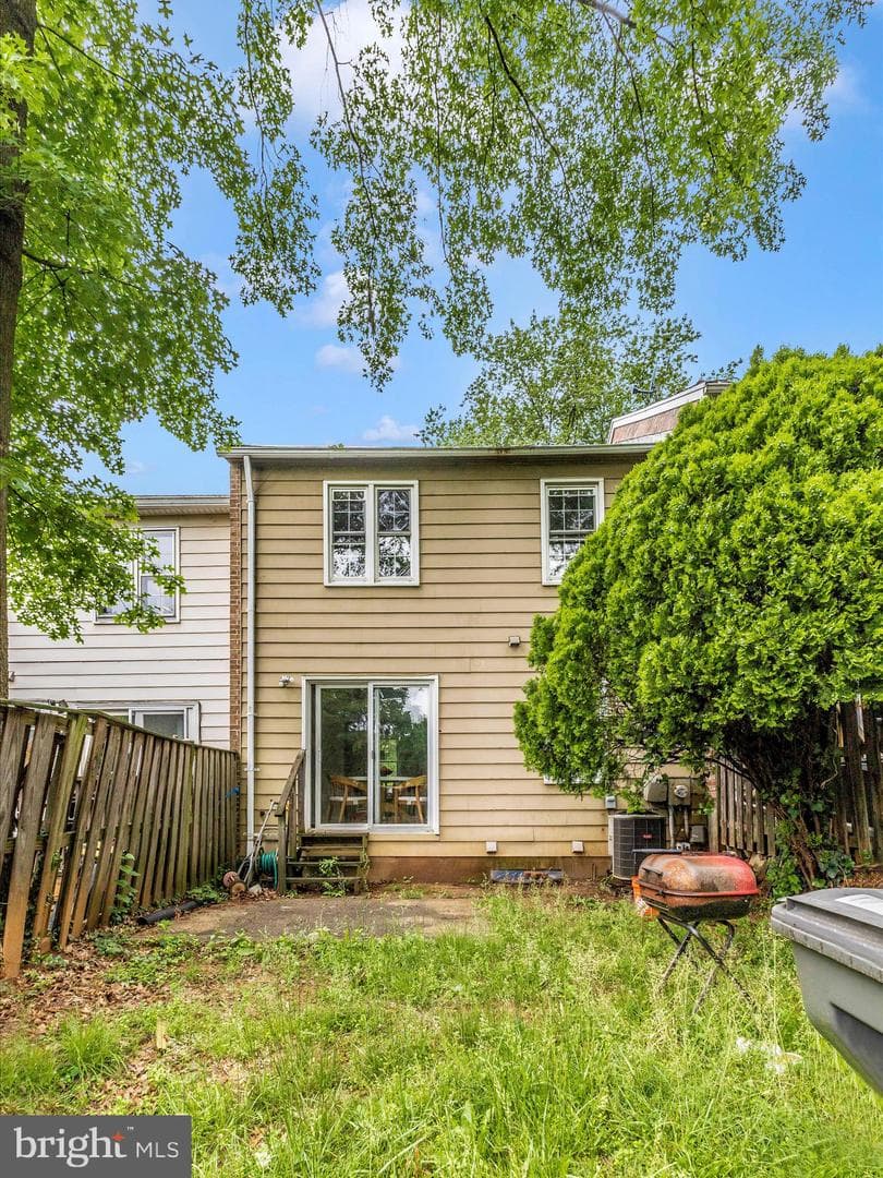 11 Ingleside Court photo 43