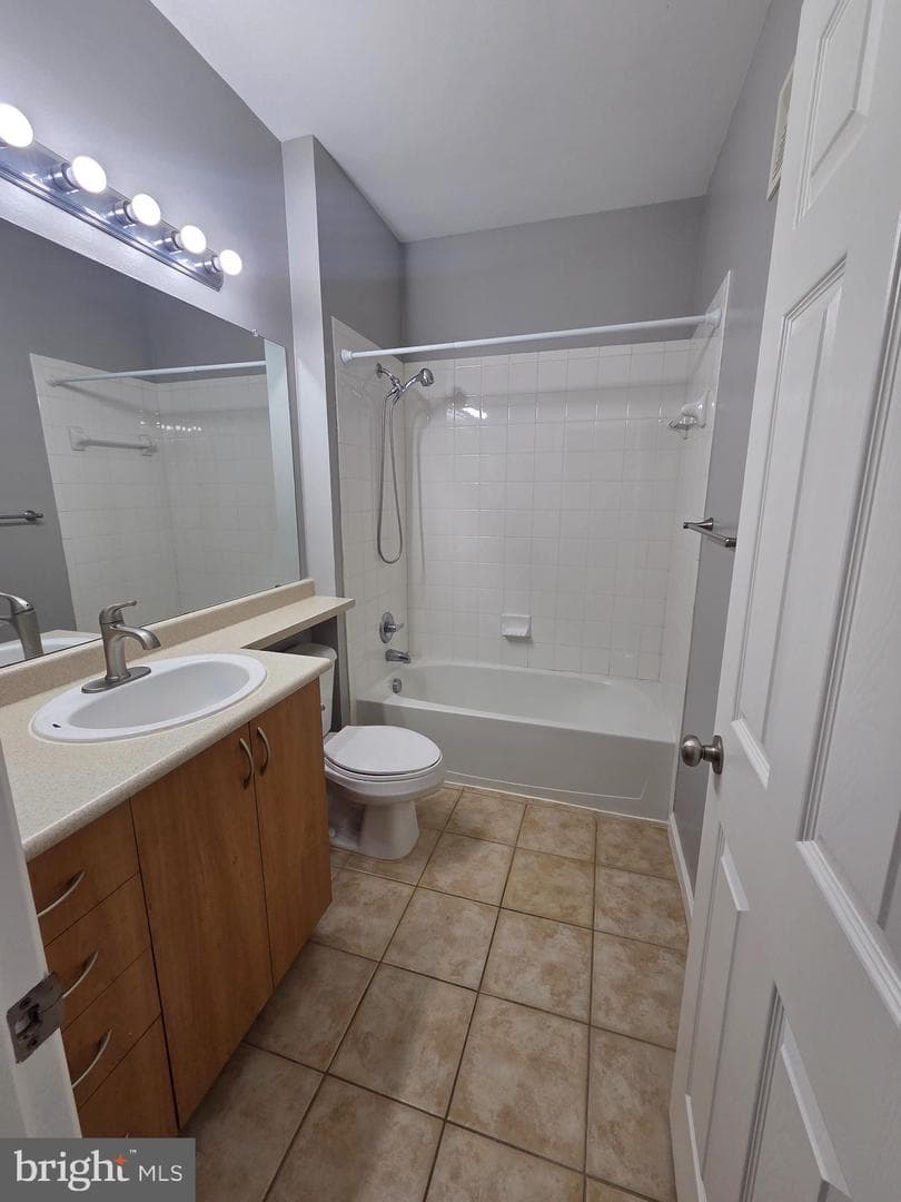 13506 Derry Glen Court #401 photo 10