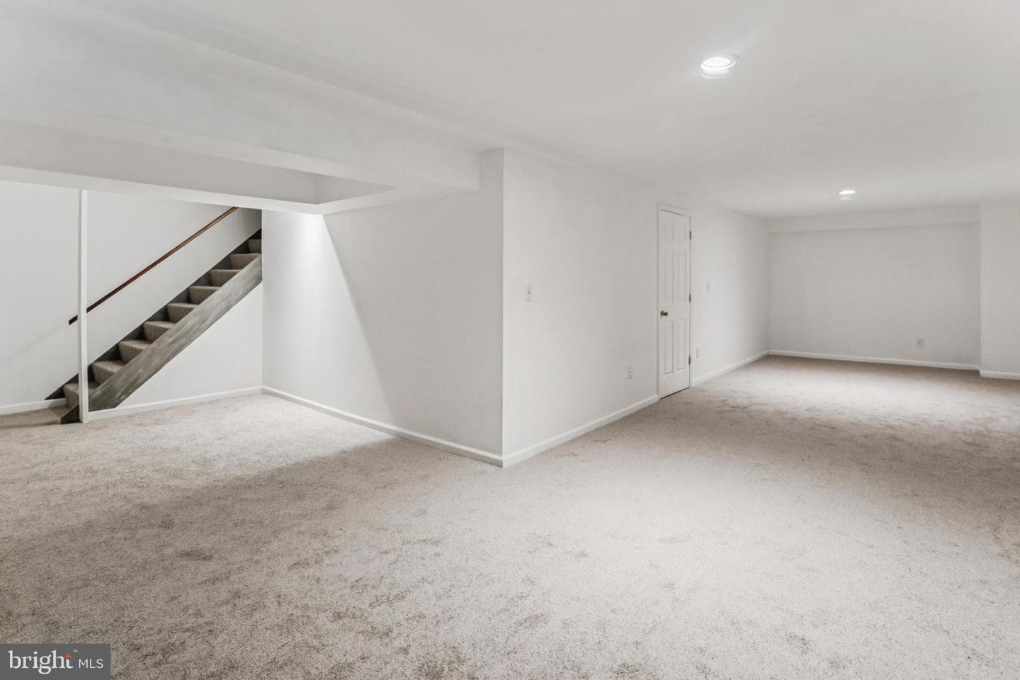 10233 Gainsborough photo 40