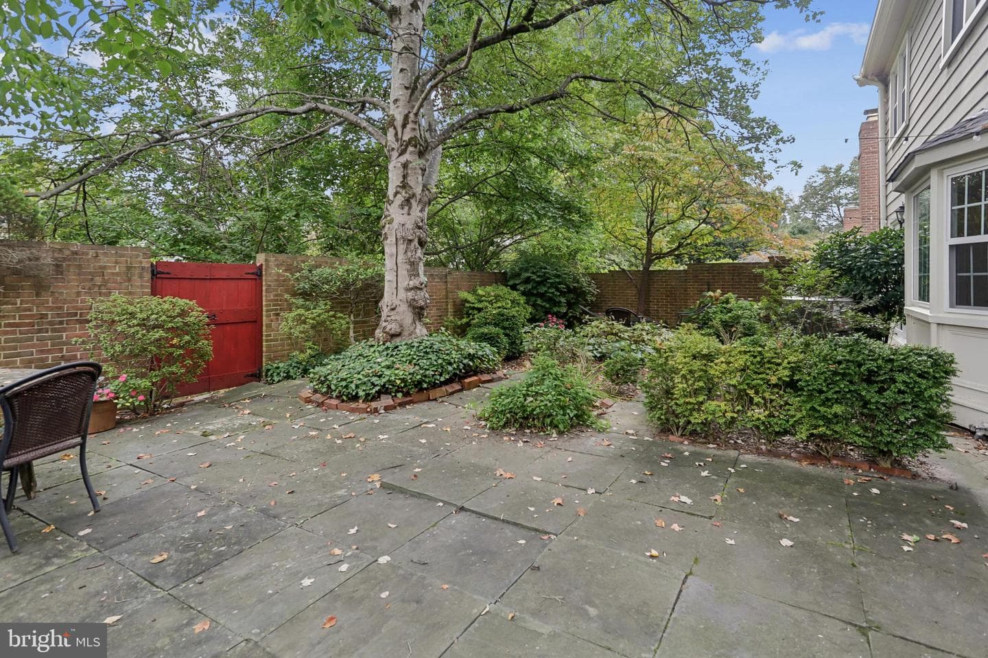 10233 Gainsborough photo 45