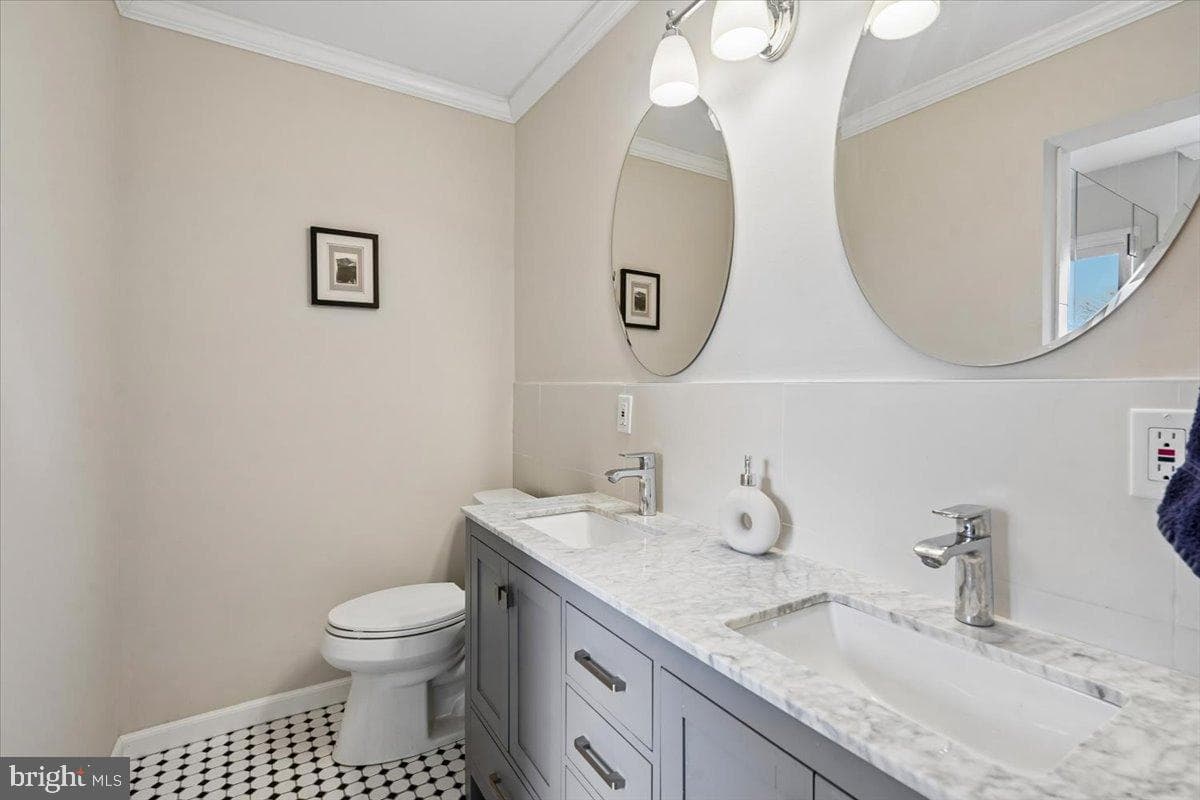 8812 Maxwell Drive photo 20