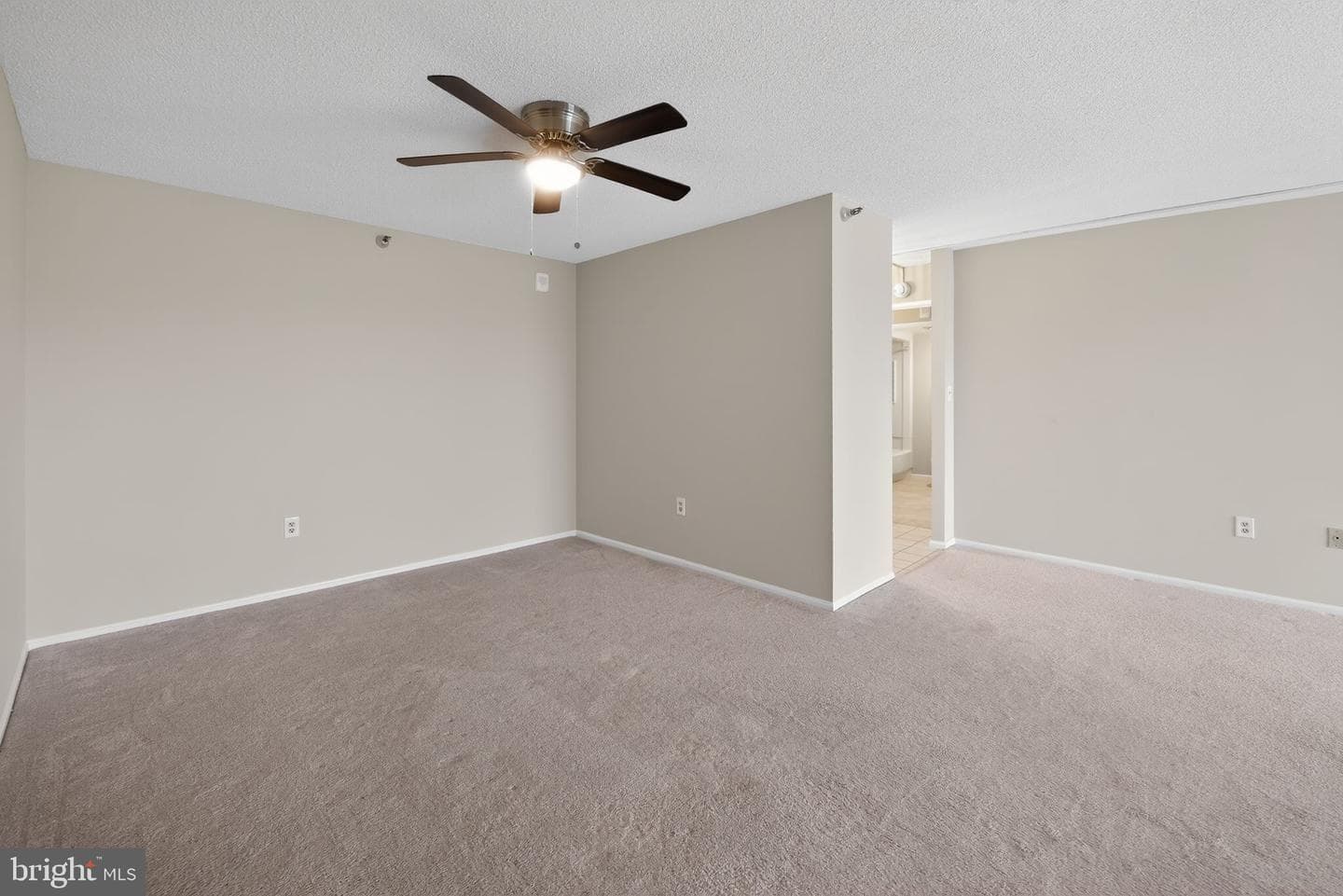 15107 Interlachen Drive #2-1022 photo 10