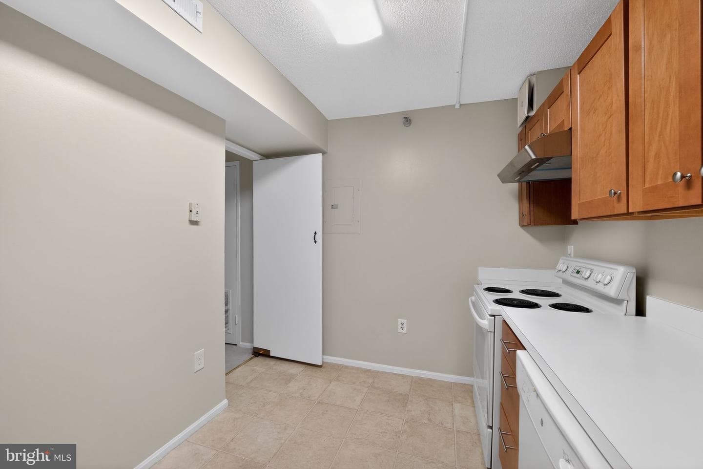 15107 Interlachen Drive #2-1022 photo 13