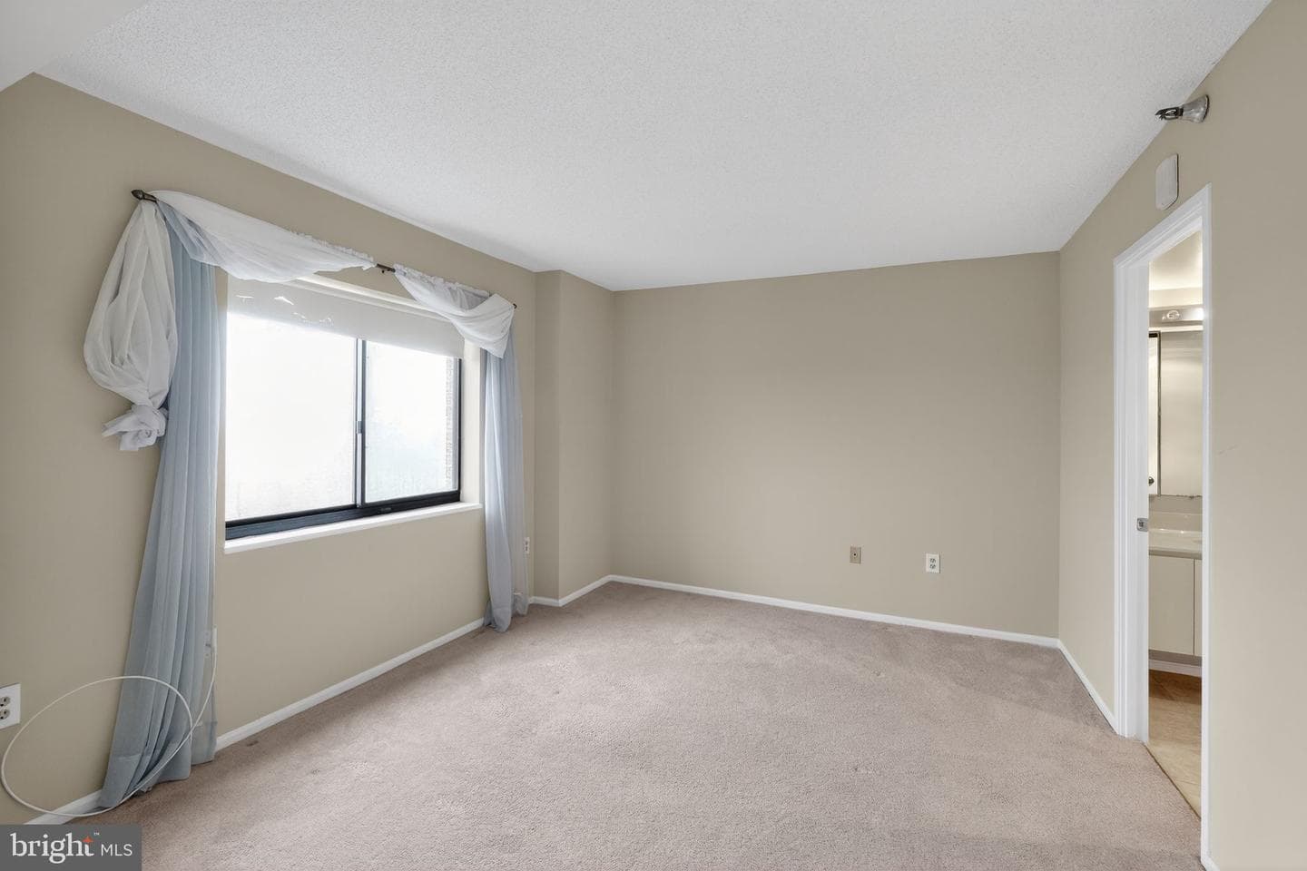 15107 Interlachen Drive #2-1022 photo 22