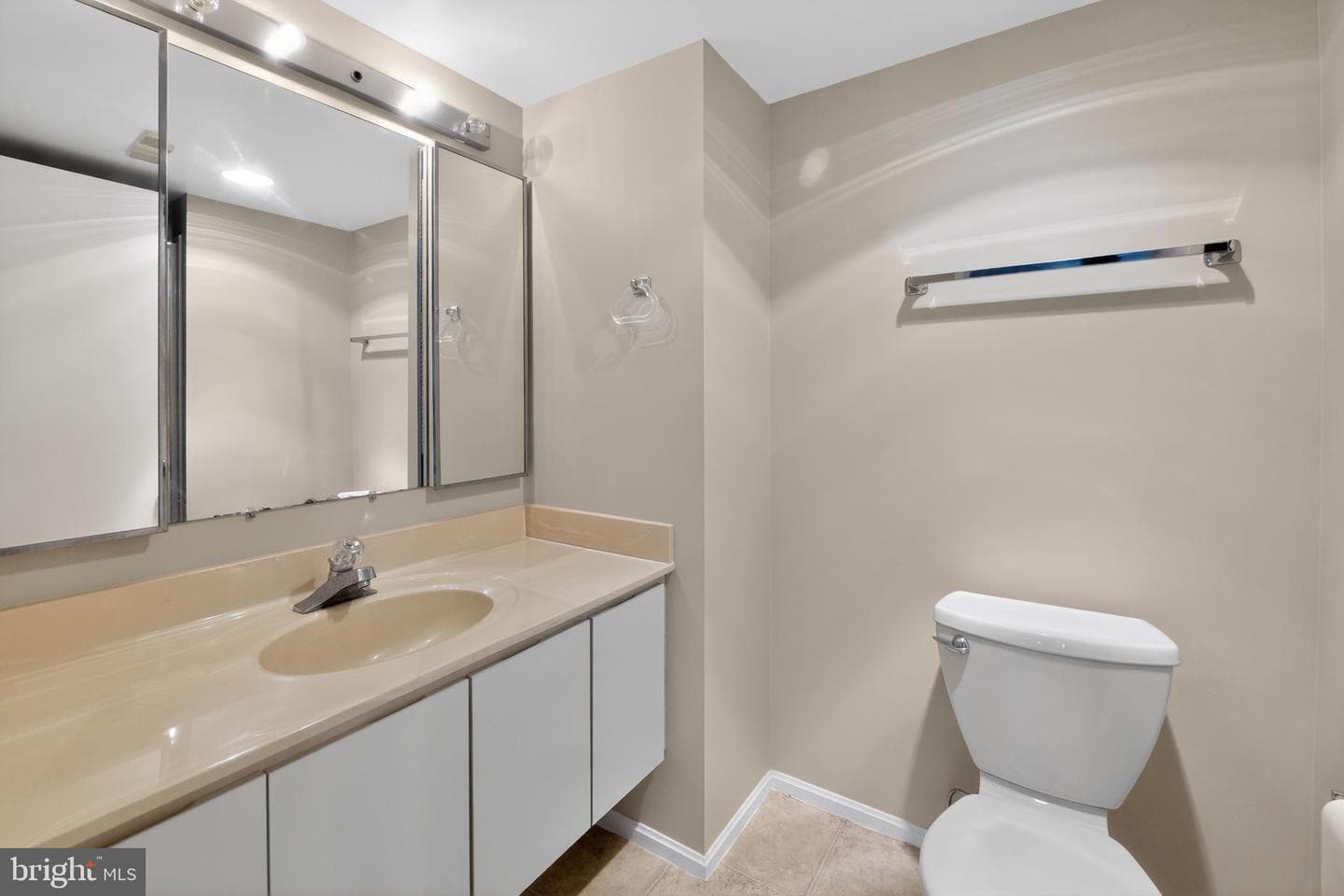 15107 Interlachen Drive #2-1022 photo 25