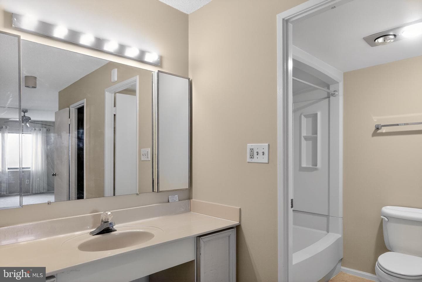 15107 Interlachen Drive #2-1022 photo 27