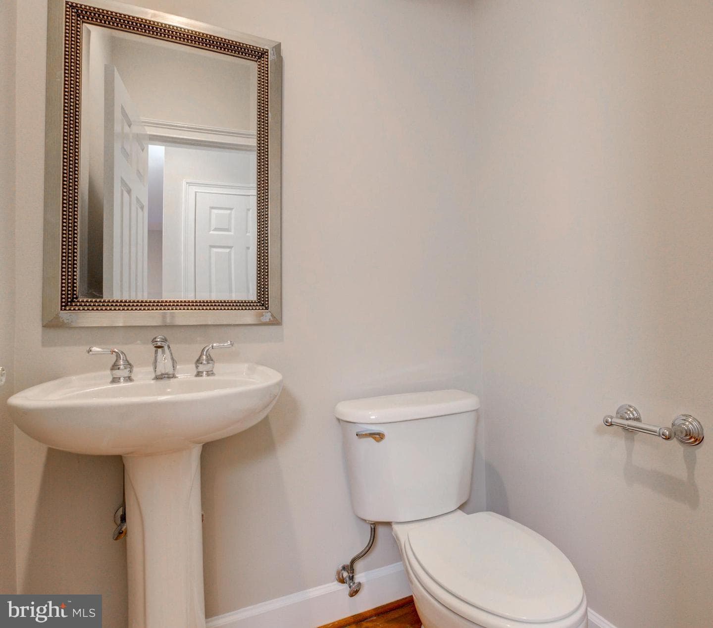 904 Oak Knoll Terrace photo 23