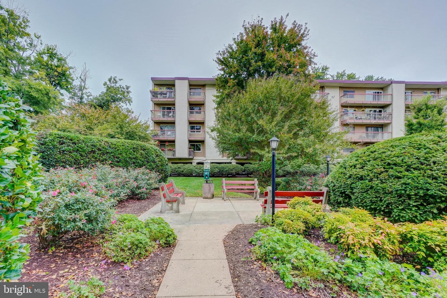 7400 Lakeview Drive #405 photo 26