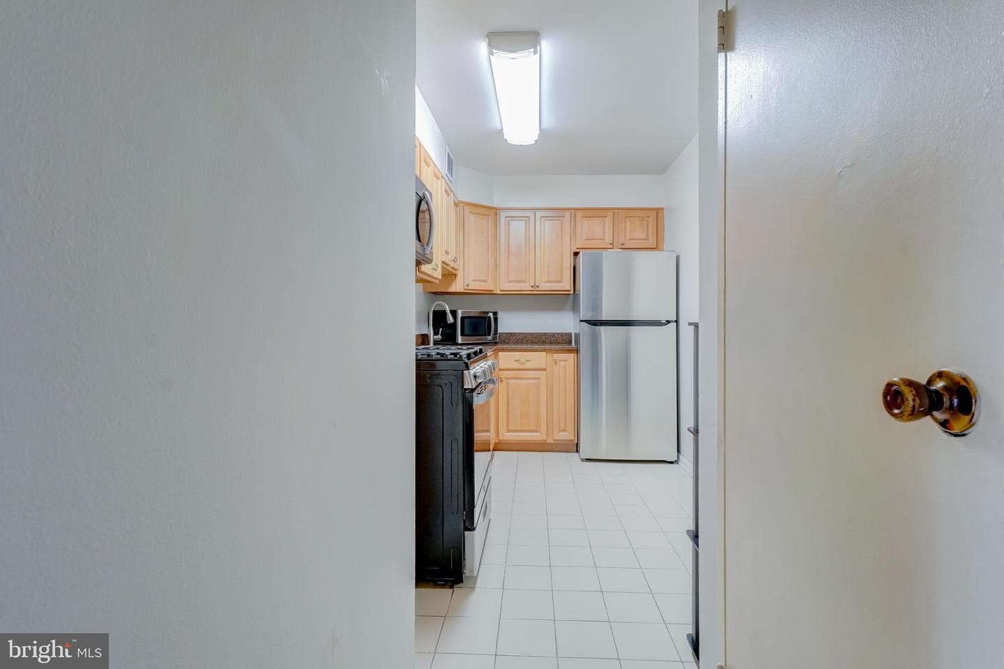 7400 Lakeview Drive #405 photo 8