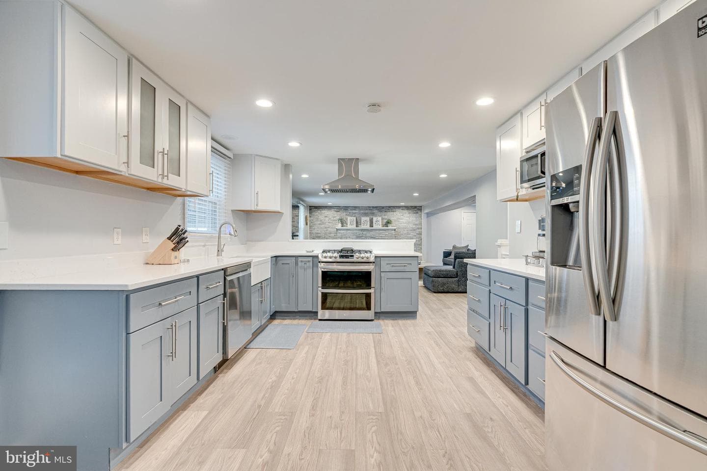 8501 Aqueduct Road photo 13