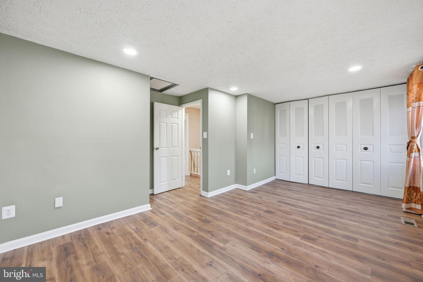 14219 Castle Boulevard #126-18 photo 18