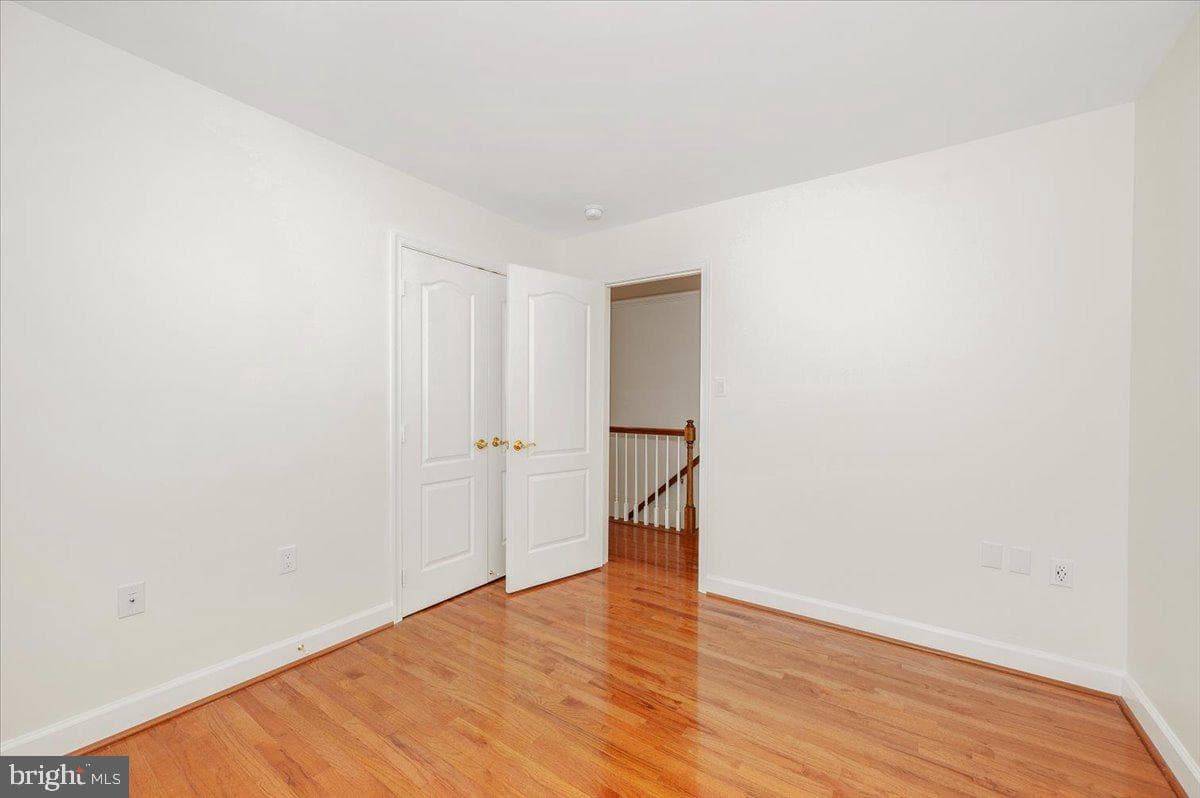 19716 Selby Avenue photo 43