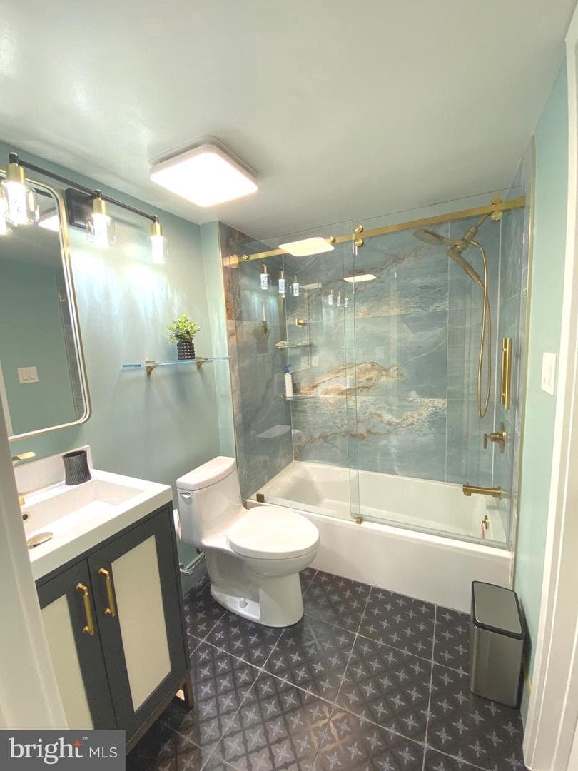 9712 Hellingly Place #209 photo 17