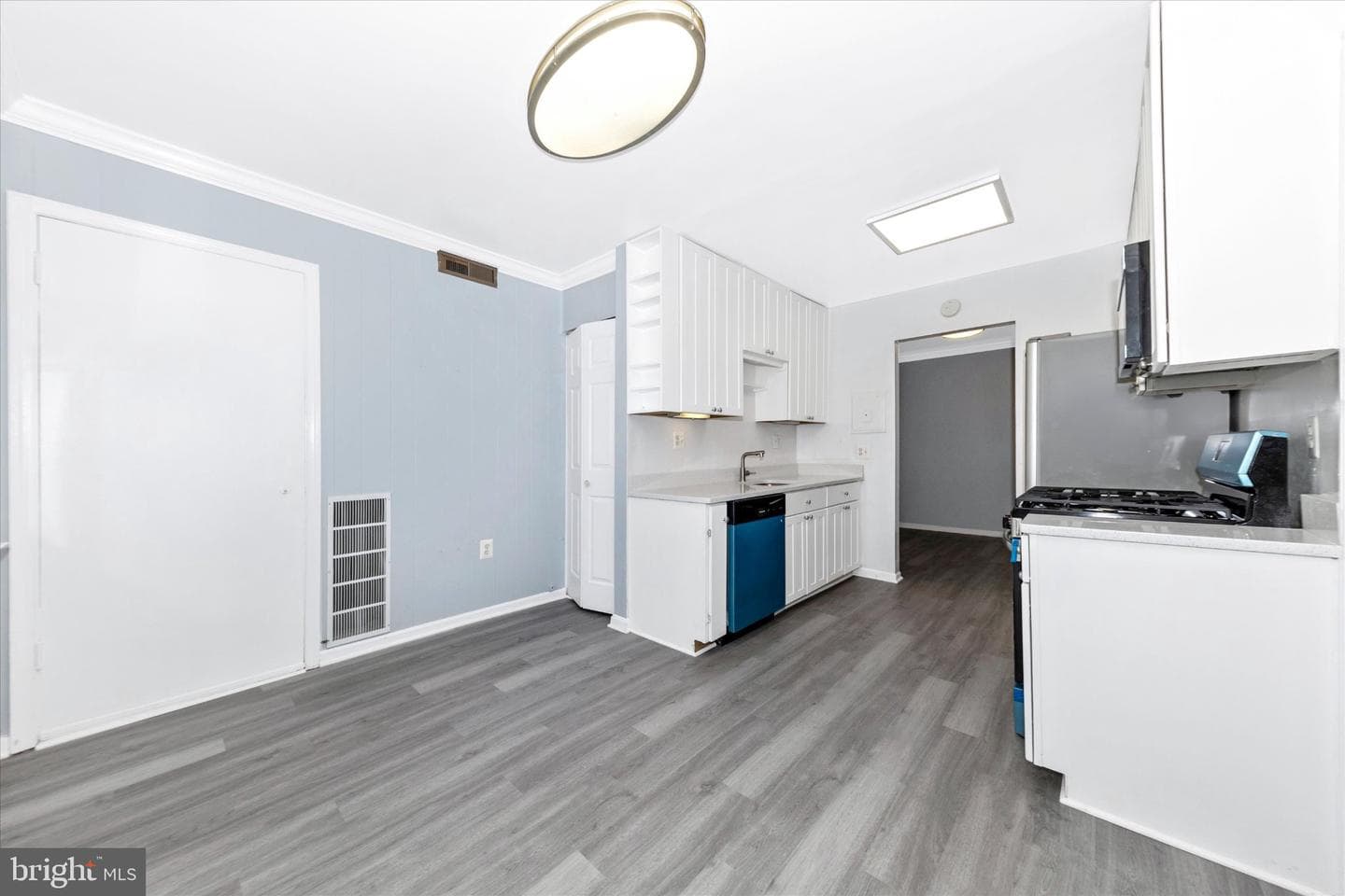 884 College Parkway #201 photo 18
