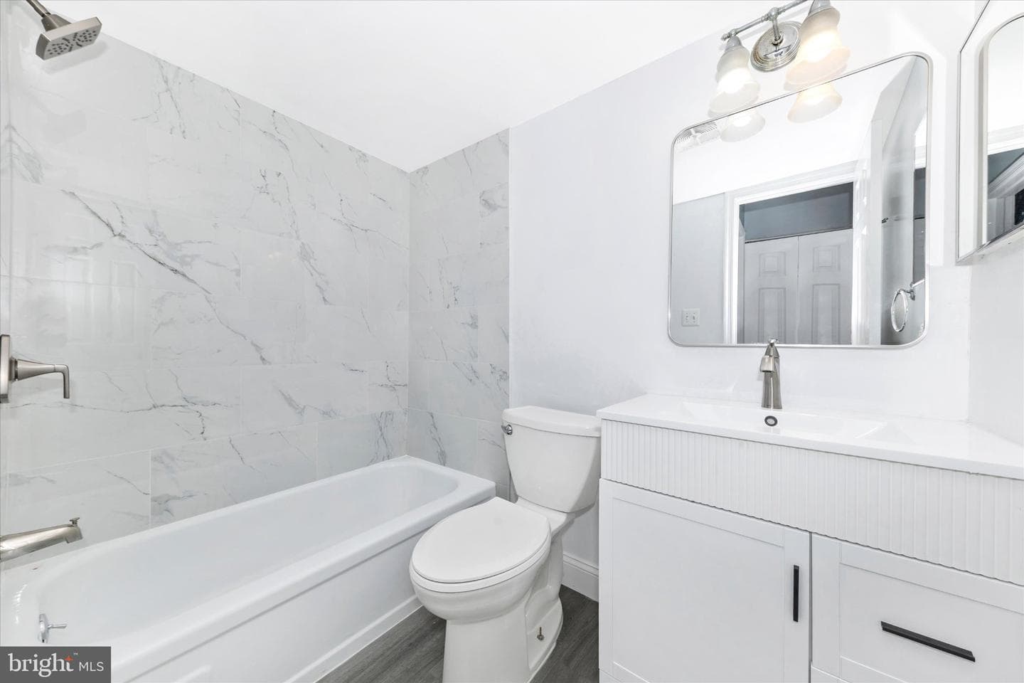 884 College Parkway #201 photo 29