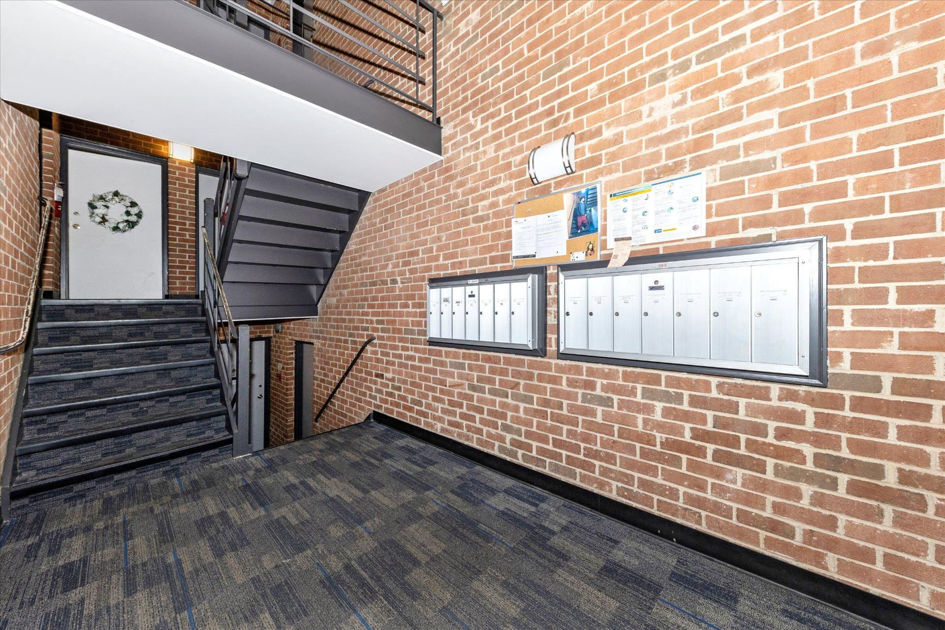 884 College Parkway #201 photo 3